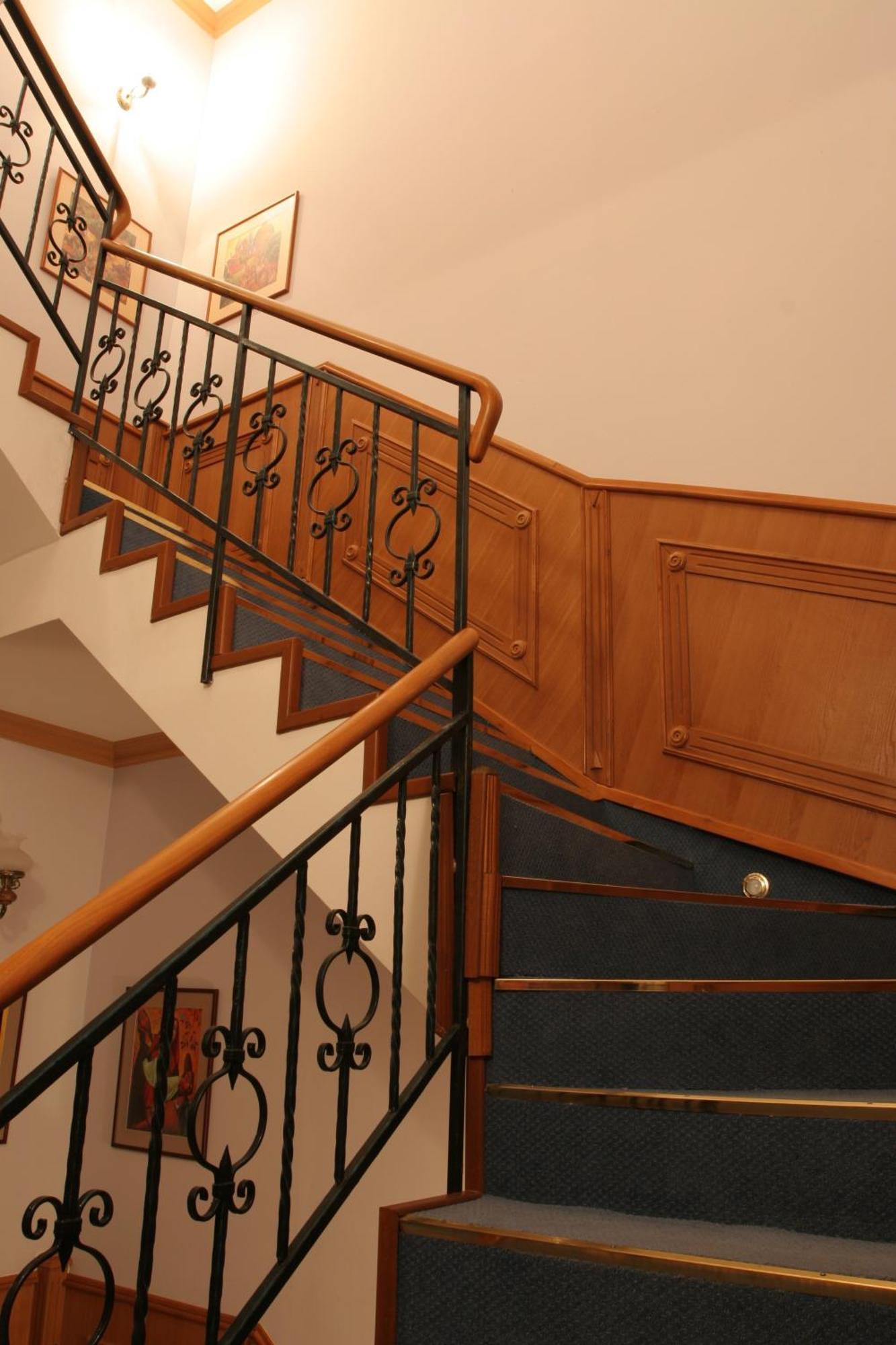 Hotel Odeon Пловдив Экстерьер фото